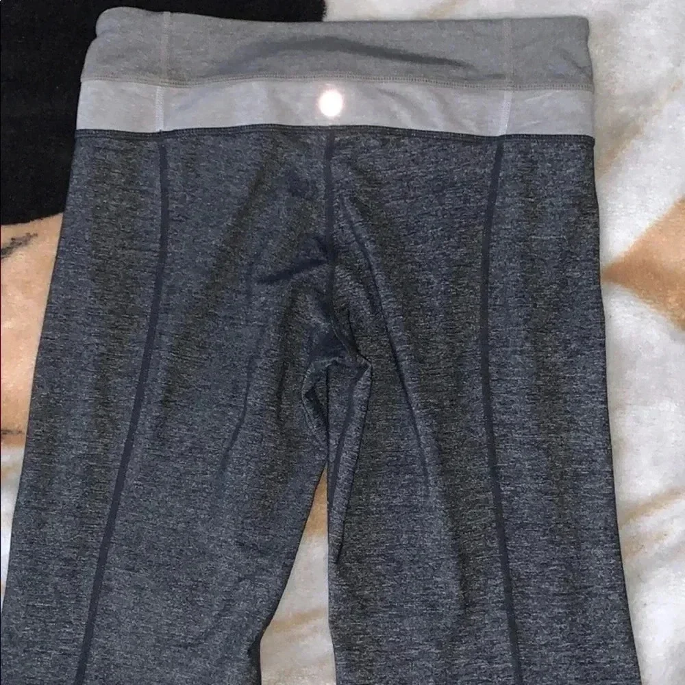 Lululemon groove crop